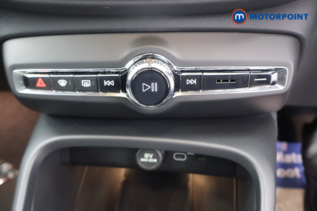 Volvo Xc40 Plus Automatic Petrol SUV - Stock Number (1607630) - 9th supplementary image