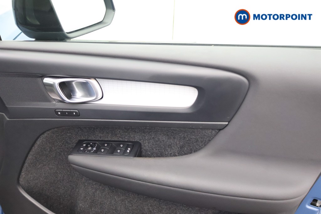 Volvo Xc40 Plus Automatic Petrol SUV - Stock Number (1607630) - 12th supplementary image