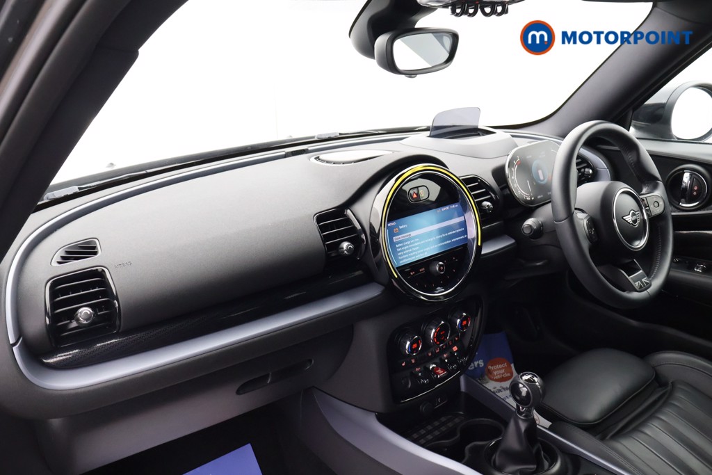 Mini Clubman Cooper Exclusive Manual Petrol Estate - Stock Number (1607637) - 19th supplementary image