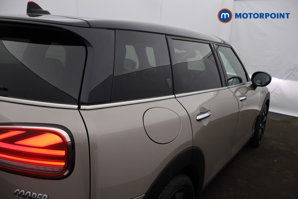 Mini Clubman Cooper Exclusive Manual Petrol Estate - Stock Number (1607637) - 23rd supplementary image