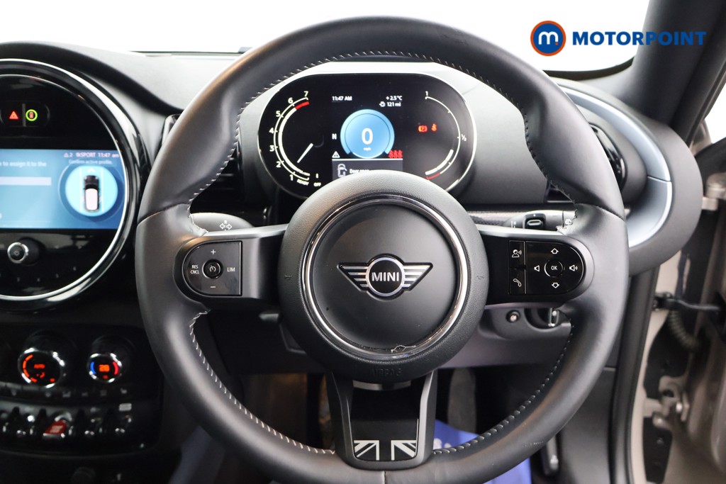 Mini Clubman Cooper Exclusive Manual Petrol Estate - Stock Number (1607637) - 1st supplementary image