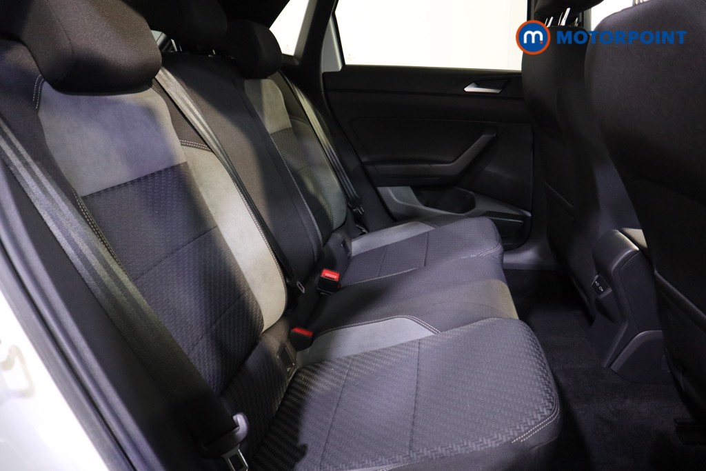 Volkswagen Polo R-Line Manual Petrol Hatchback - Stock Number (1607646) - 17th supplementary image
