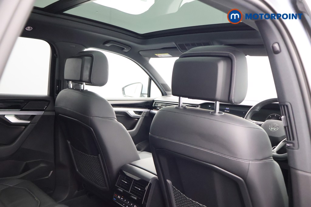 Volkswagen Touareg R-Line Tech Plus Automatic Diesel SUV - Stock Number (1607670) - 21st supplementary image
