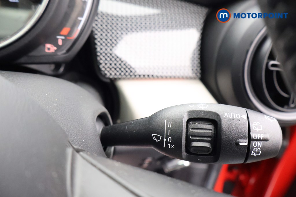 Mini Hatchback Cooper Exclusive Manual Petrol Hatchback - Stock Number (1607733) - 6th supplementary image