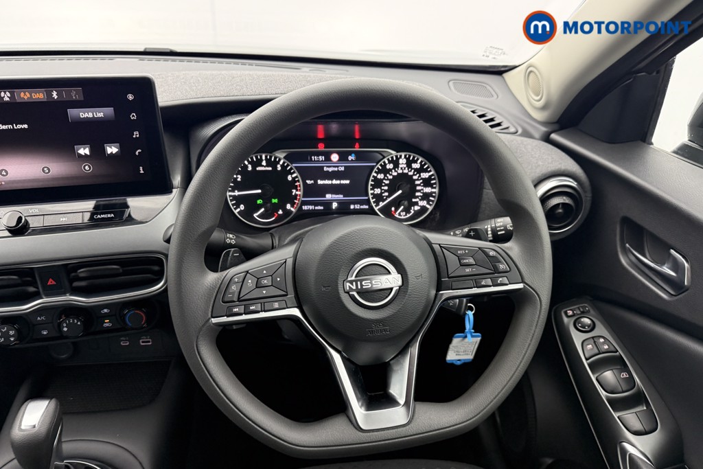 Nissan Juke Acenta Premium Automatic Petrol SUV - Stock Number (1607758) - 2nd supplementary image