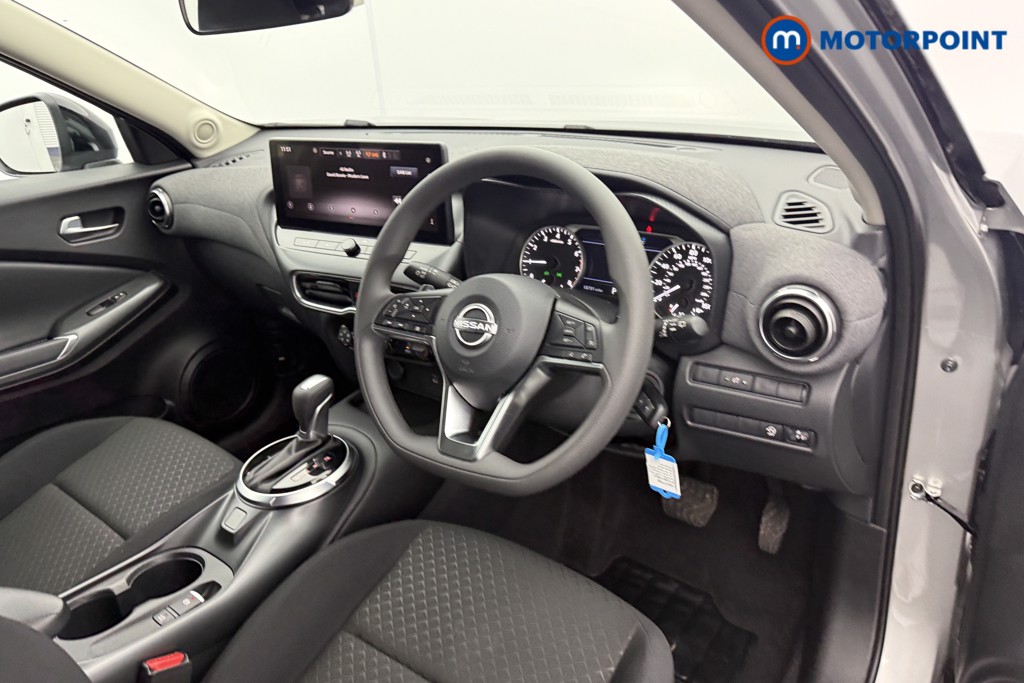 Nissan Juke Acenta Premium Automatic Petrol SUV - Stock Number (1607758) - 3rd supplementary image