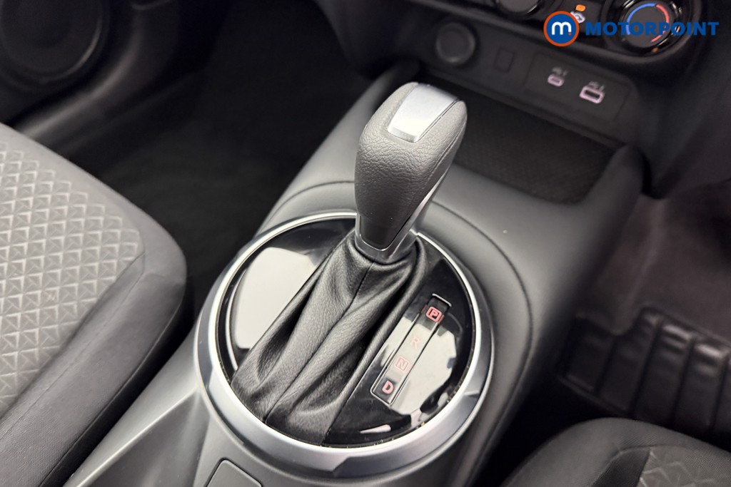 Nissan Juke Acenta Premium Automatic Petrol SUV - Stock Number (1607758) - 9th supplementary image