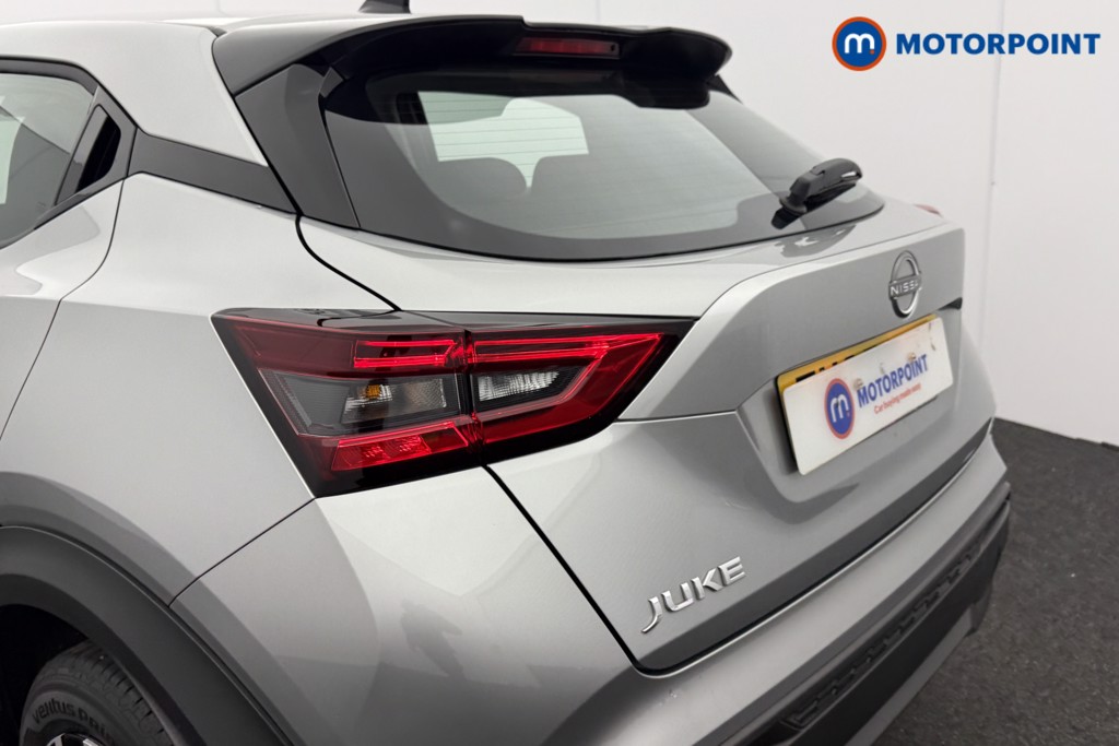 Nissan Juke Acenta Premium Automatic Petrol SUV - Stock Number (1607758) - 22nd supplementary image