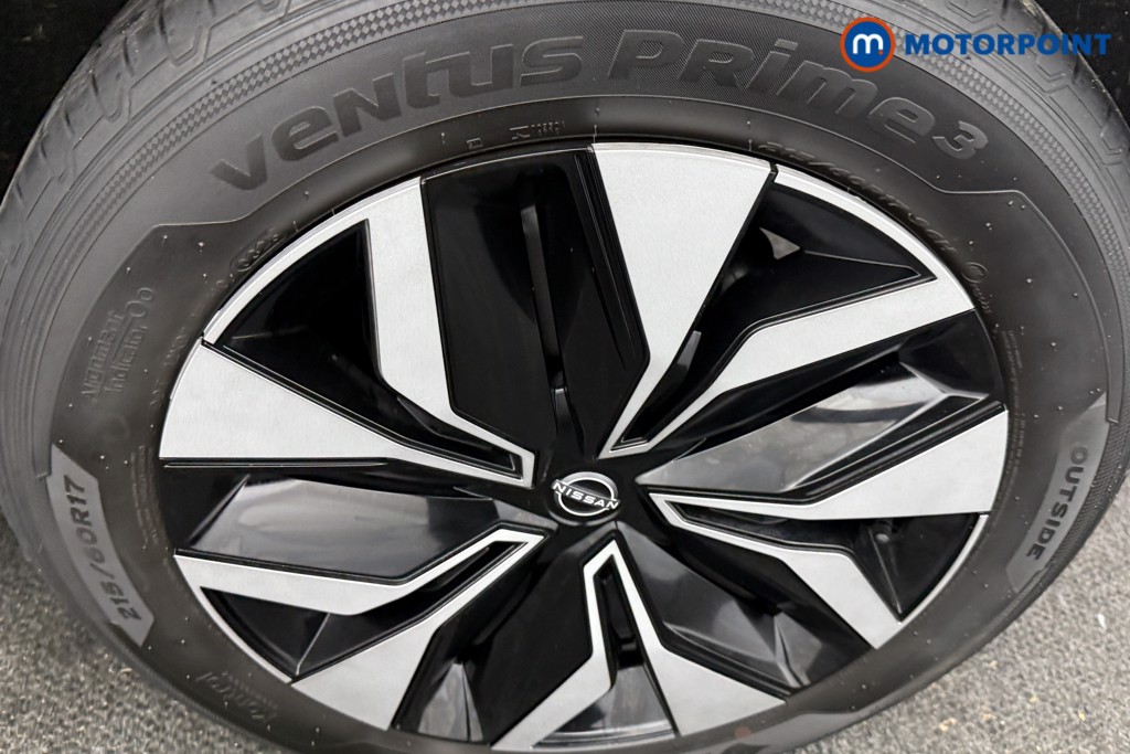 Nissan Juke Acenta Premium Automatic Petrol SUV - Stock Number (1607758) - 25th supplementary image