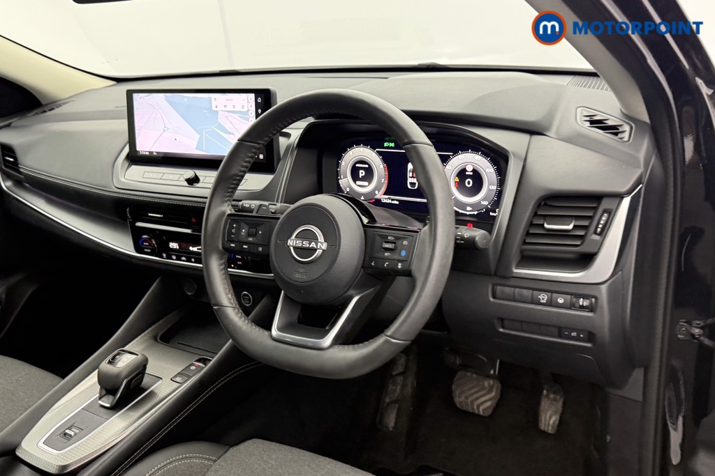 Nissan Qashqai N-Connecta Automatic Petrol SUV - Stock Number (1607759) - 4th supplementary image