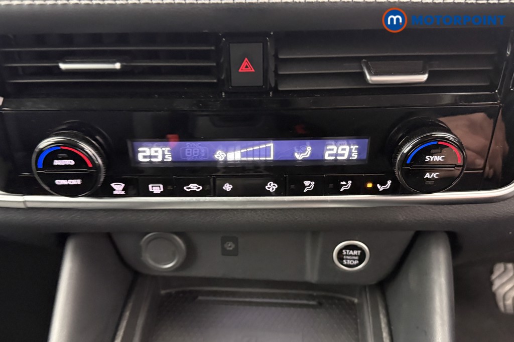 Nissan Qashqai N-Connecta Automatic Petrol SUV - Stock Number (1607759) - 11th supplementary image
