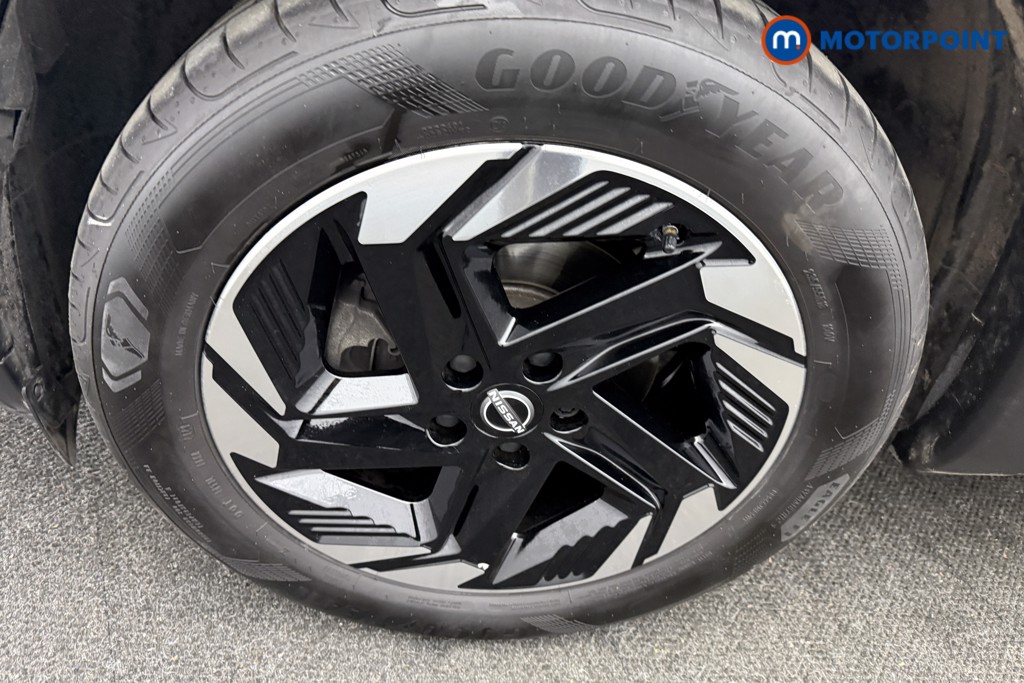 Nissan Qashqai N-Connecta Automatic Petrol SUV - Stock Number (1607759) - 30th supplementary image