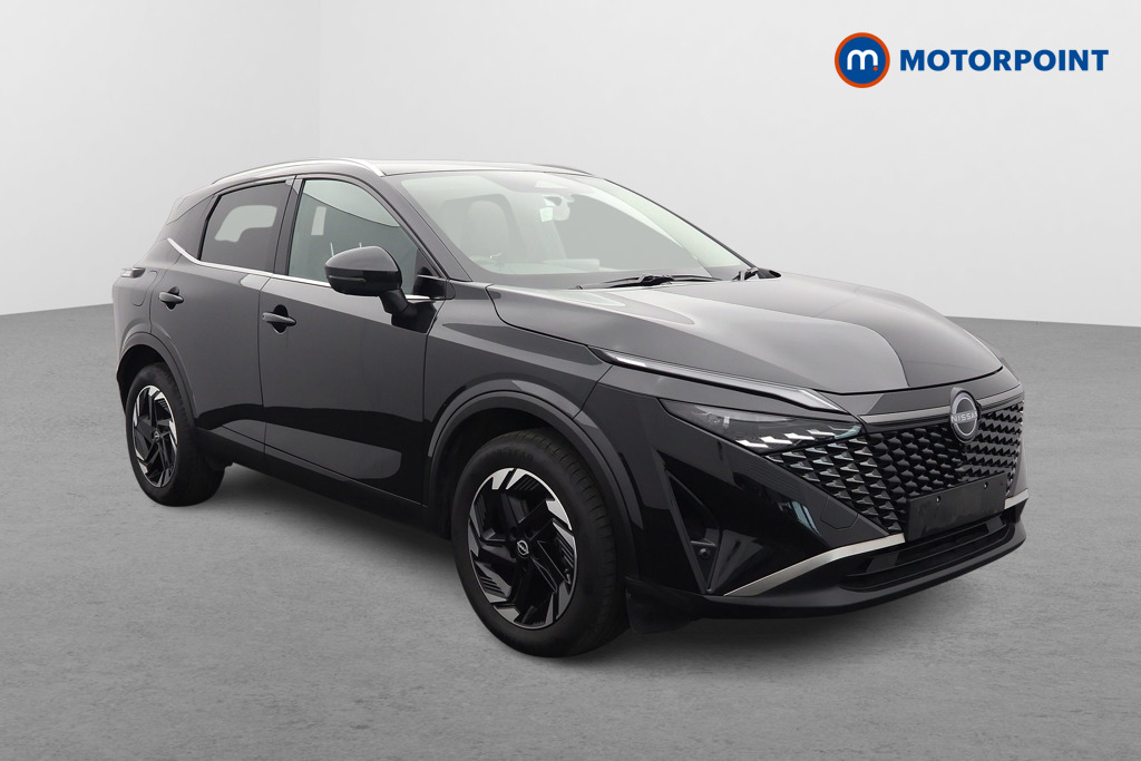 Nissan Qashqai N-Connecta Automatic Petrol SUV - Stock Number (1607759) - Drivers side front corner