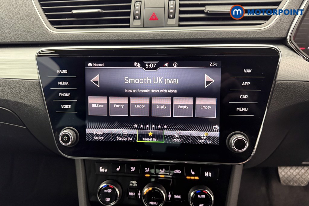 Skoda Superb Se Technology Automatic Petrol Plug-In Hybrid Estate - Stock Number (1607763) - 6th supplementary image