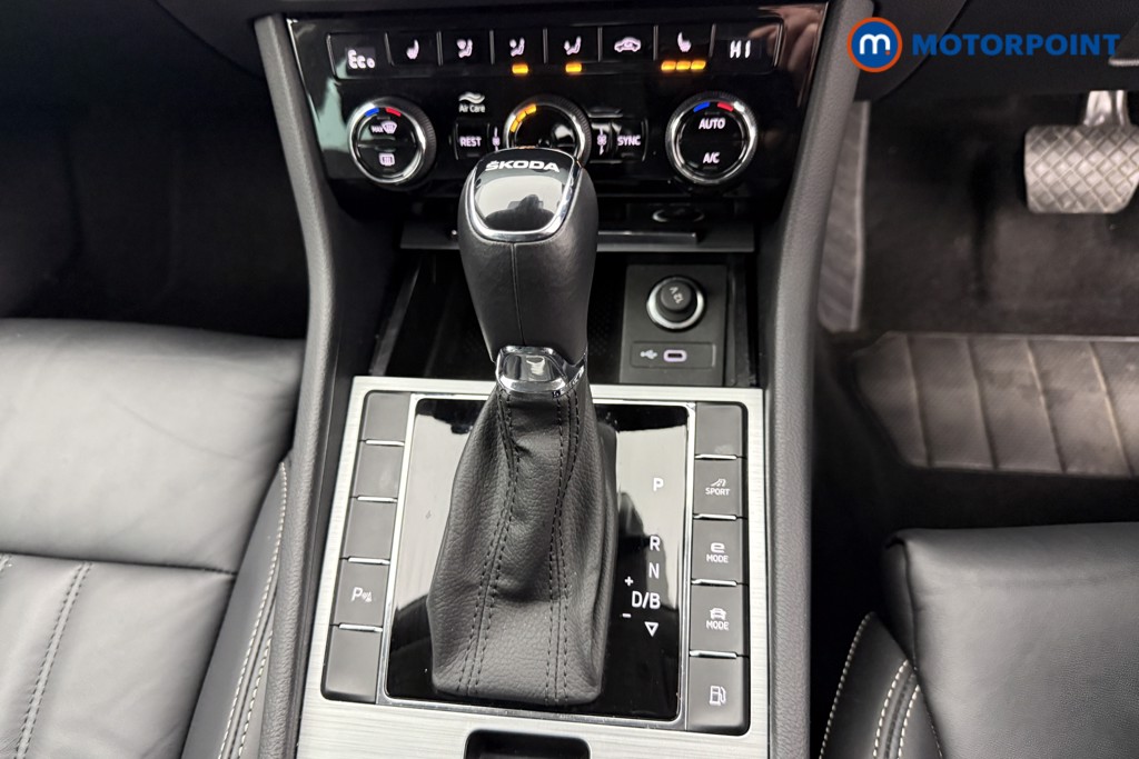 Skoda Superb Se Technology Automatic Petrol Plug-In Hybrid Estate - Stock Number (1607763) - 13th supplementary image