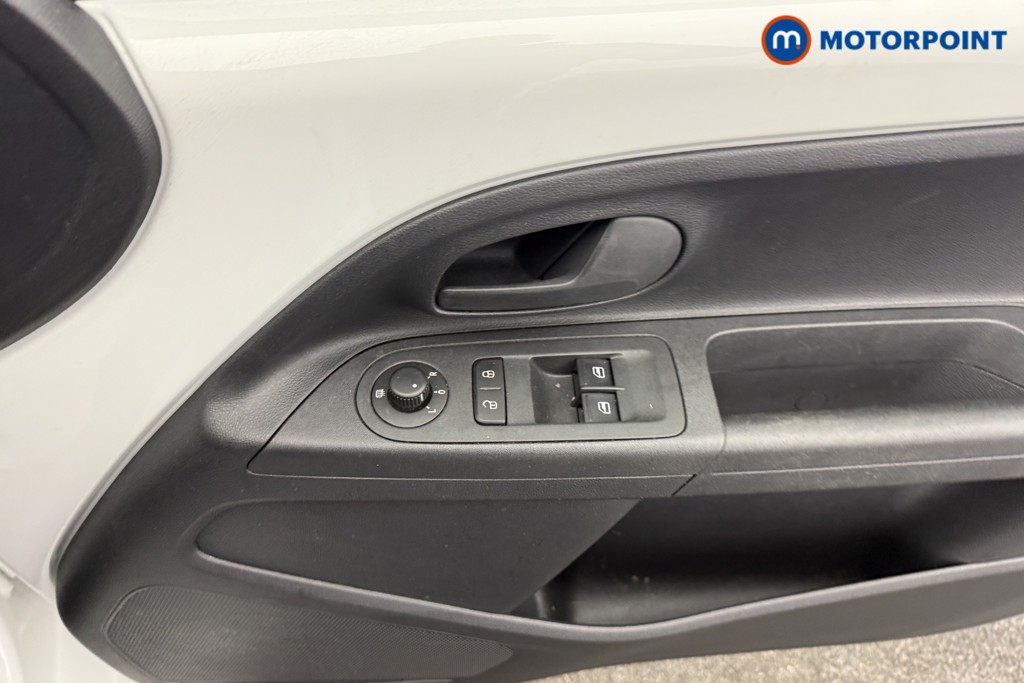 Volkswagen UP E-Up Automatic Electric Hatchback - Stock Number (1607784) - 12th supplementary image