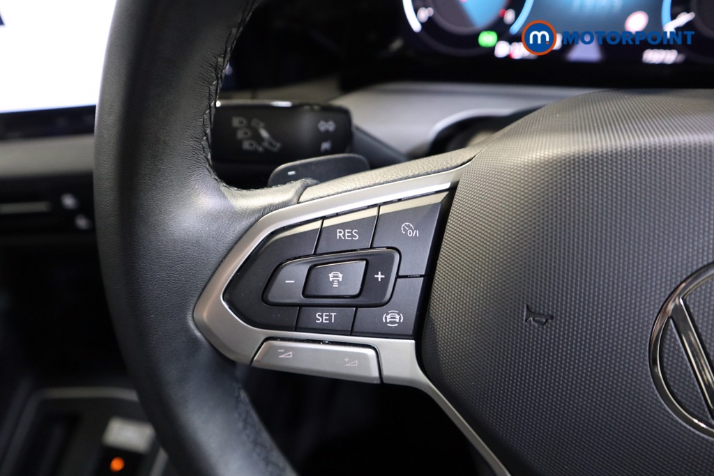 Volkswagen Golf Life Automatic Petrol Hatchback - Stock Number (1607841) - 3rd supplementary image