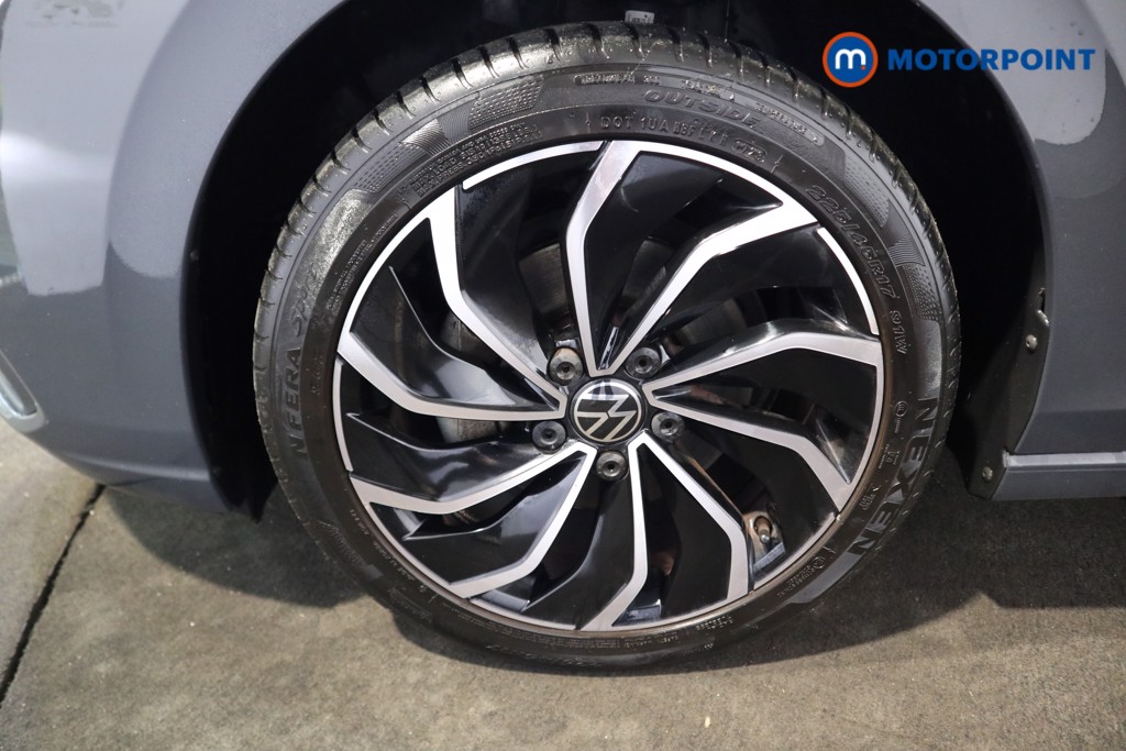 Volkswagen Golf Life Automatic Petrol Hatchback - Stock Number (1607841) - 19th supplementary image