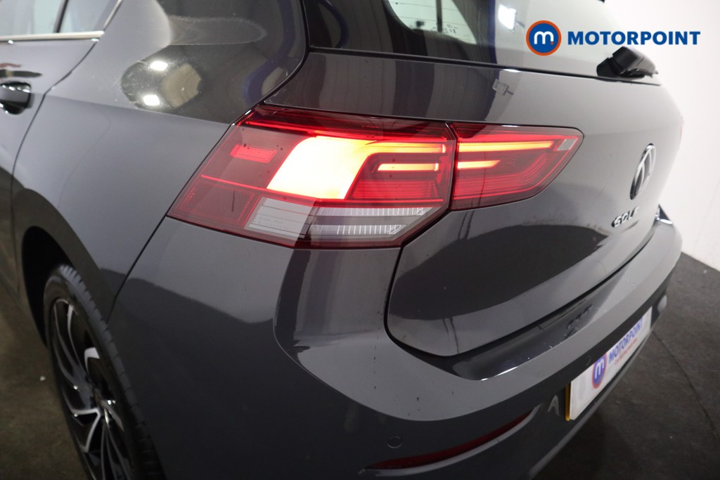 Volkswagen Golf Life Automatic Petrol Hatchback - Stock Number (1607841) - 22nd supplementary image