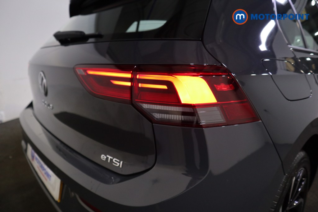 Volkswagen Golf Life Automatic Petrol Hatchback - Stock Number (1607841) - 23rd supplementary image