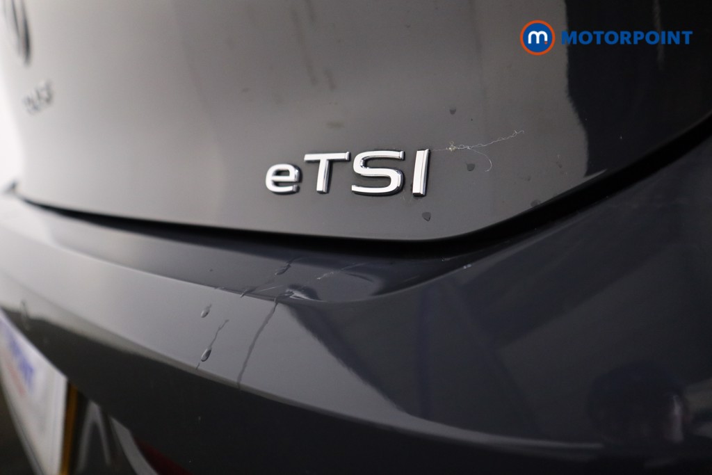 Volkswagen Golf Life Automatic Petrol Hatchback - Stock Number (1607841) - 24th supplementary image