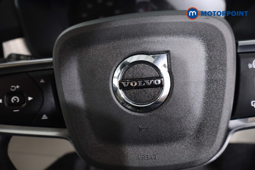 Volvo Xc40 Momentum Automatic Petrol SUV - Stock Number (1607847) - 13th supplementary image