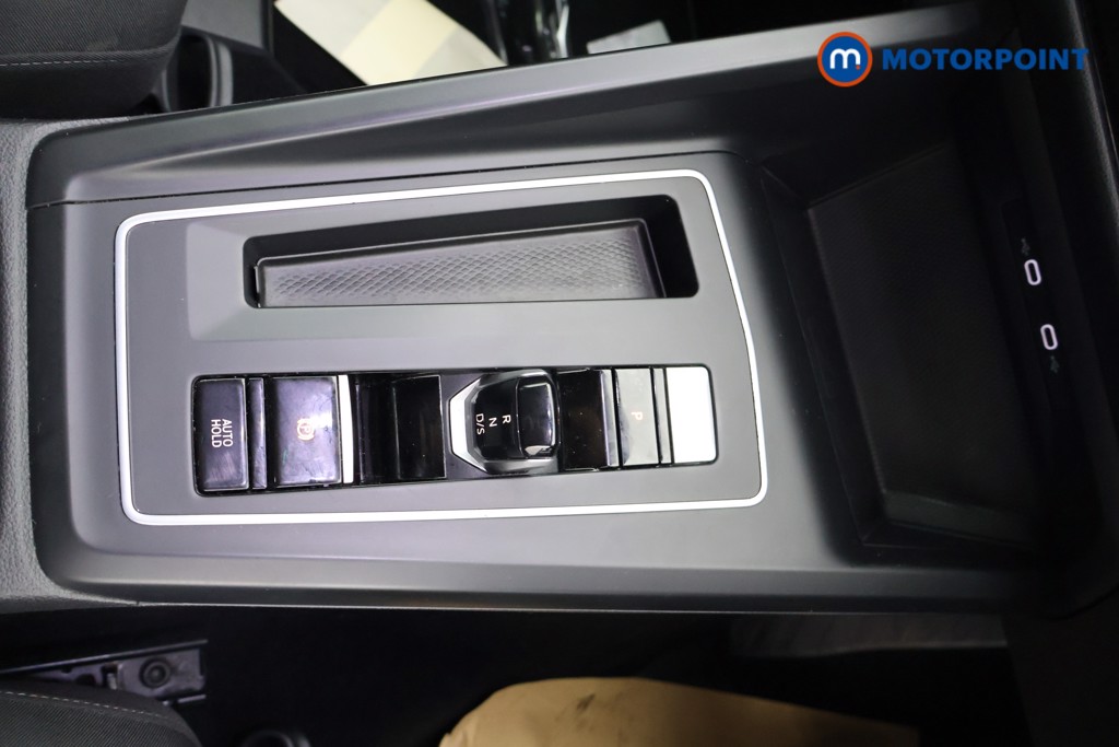 Volkswagen Golf Life Automatic Petrol Hatchback - Stock Number (1608342) - 9th supplementary image