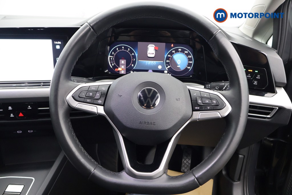 Volkswagen Golf Life Automatic Petrol Hatchback - Stock Number (1608342) - 1st supplementary image