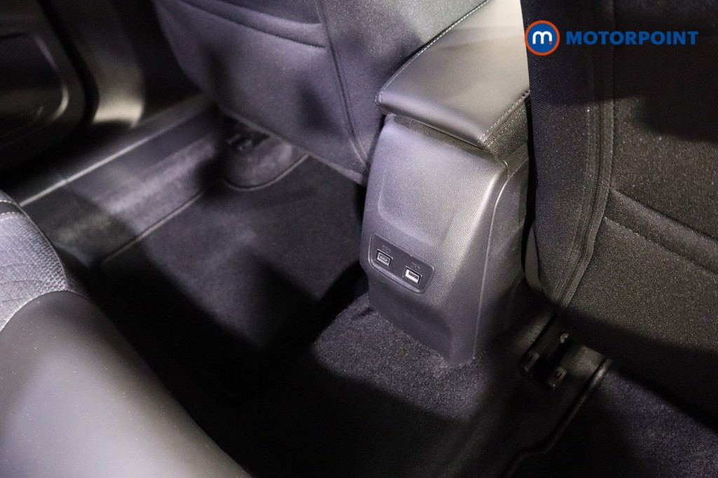 Peugeot 2008 Allure Manual Petrol SUV - Stock Number (1608556) - 19th supplementary image