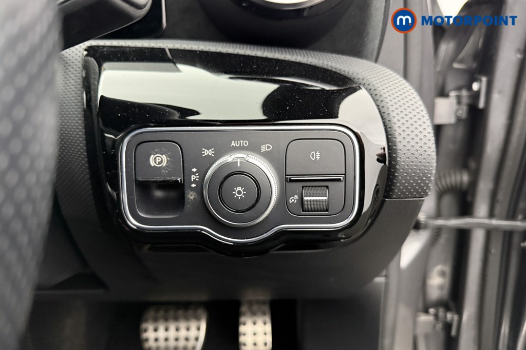 Mercedes-Benz A Class Amg Line Automatic Petrol Hatchback - Stock Number (1608562) - 15th supplementary image