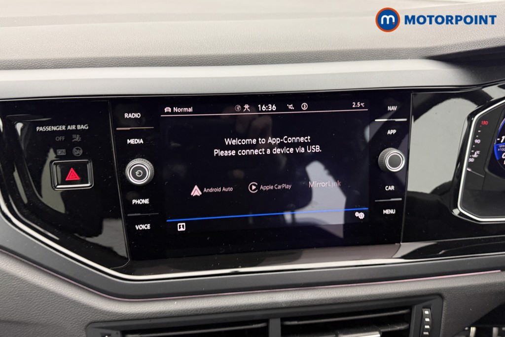 Volkswagen Taigo R-Line Automatic Petrol SUV - Stock Number (1608564) - 2nd supplementary image