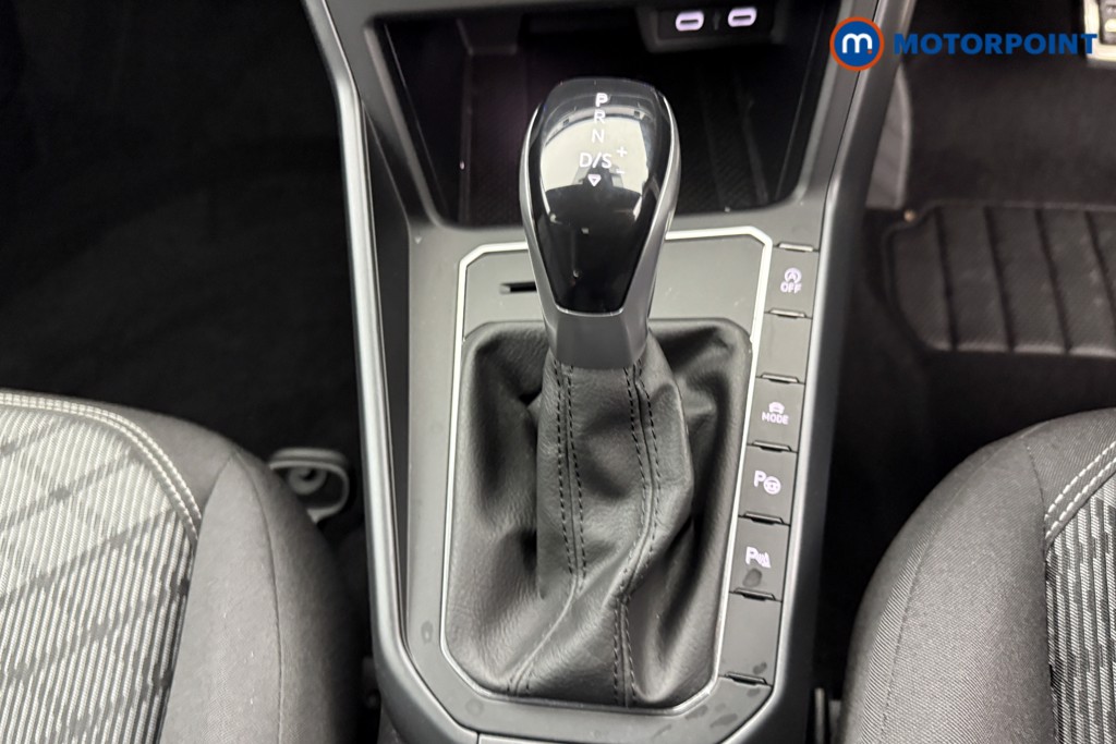 Volkswagen Taigo R-Line Automatic Petrol SUV - Stock Number (1608564) - 13th supplementary image