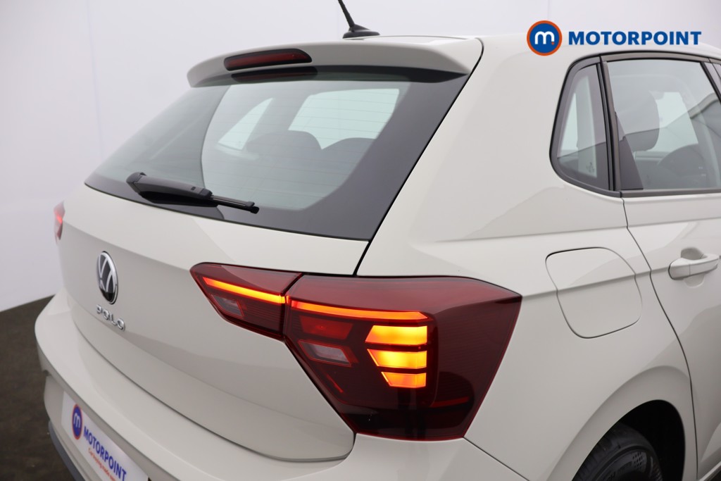 Volkswagen Polo Life Automatic Petrol Hatchback - Stock Number (1608606) - 20th supplementary image