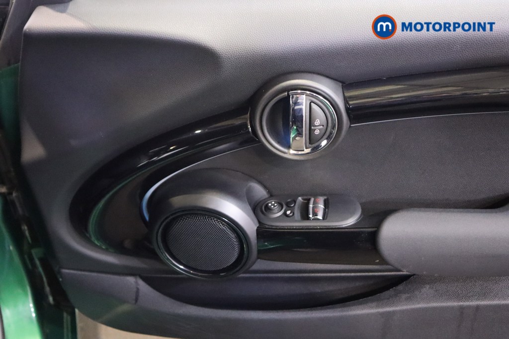 Mini Hatchback Cooper Sport Automatic Petrol Hatchback - Stock Number (1608610) - 9th supplementary image