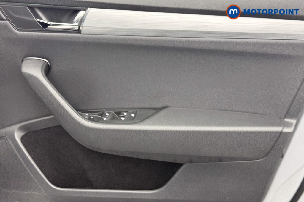 Skoda Superb Se Technology Automatic Petrol Plug-In Hybrid Estate - Stock Number (1608692) - 18th supplementary image