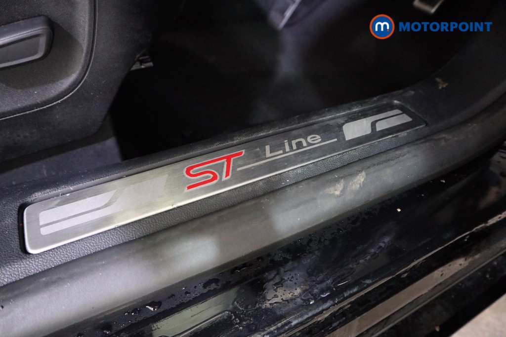 Ford Kuga St-Line Edition Manual Diesel SUV - Stock Number (1559677) - 16th supplementary image