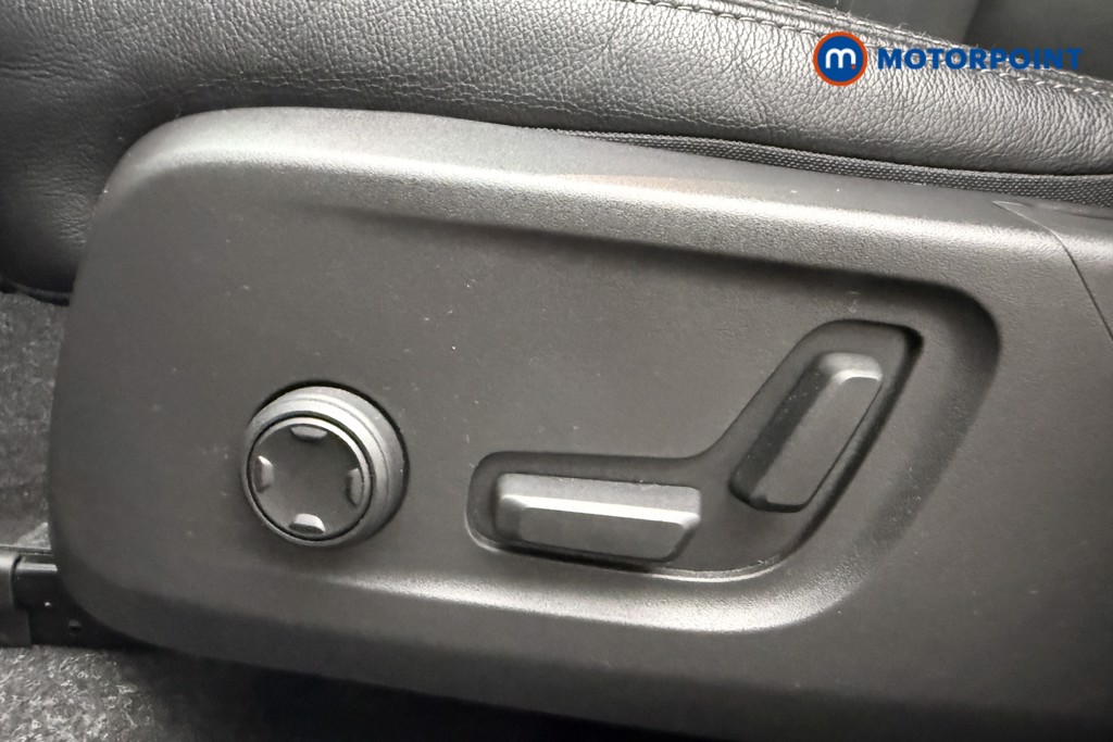 Volvo Xc40 Inscription Pro Automatic Petrol SUV - Stock Number (1586000) - 18th supplementary image