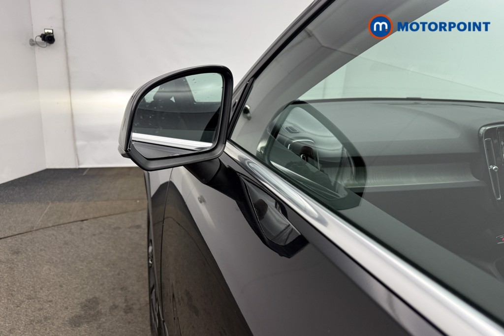 Volvo Xc40 Inscription Pro Automatic Petrol SUV - Stock Number (1586000) - 32nd supplementary image