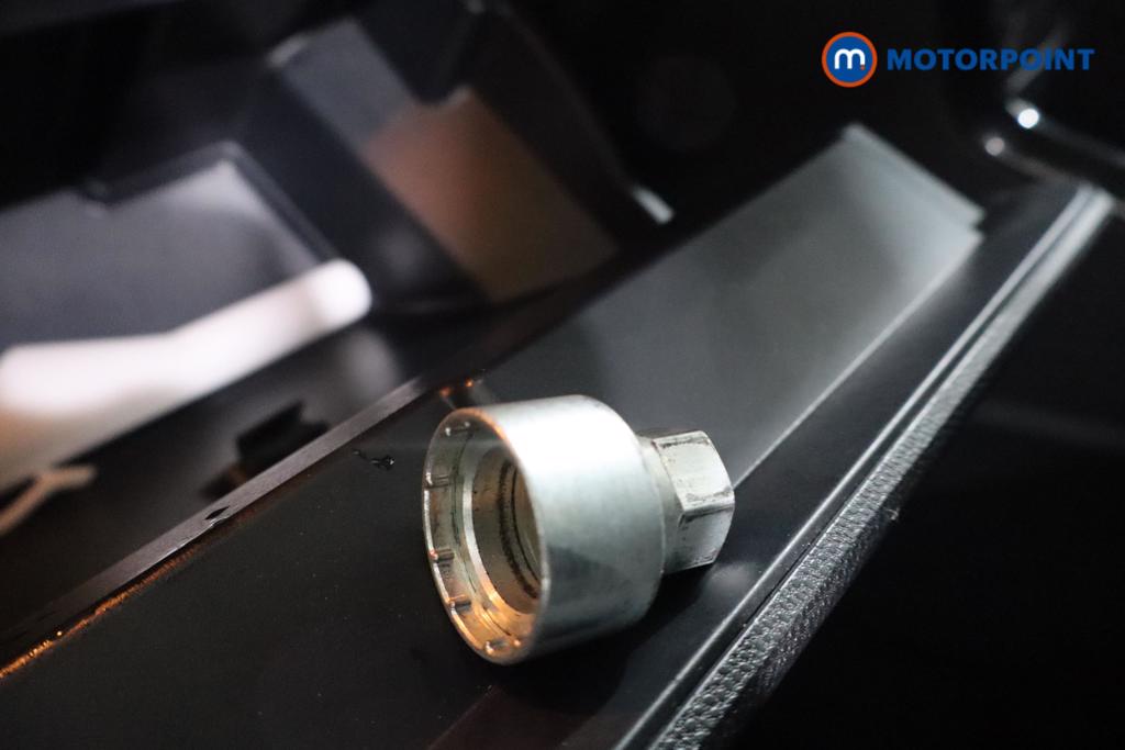 Ford Ecosport Active Manual Petrol SUV - Stock Number (1586282) - 13th supplementary image