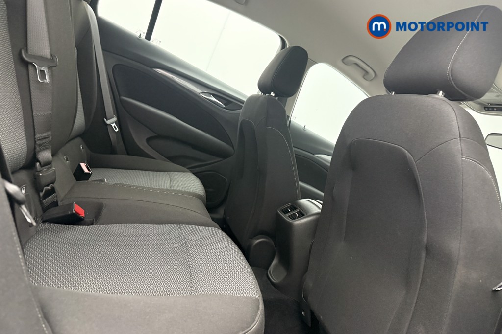 Vauxhall Insignia Design Manual Petrol Hatchback - Stock Number (1590727) - 8th supplementary image