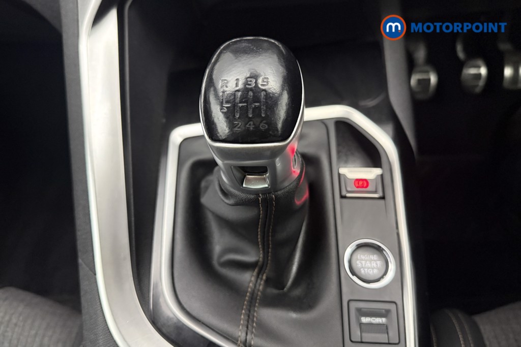 Peugeot 3008 Gt Line Premium Manual Petrol SUV - Stock Number (1590806) - 7th supplementary image