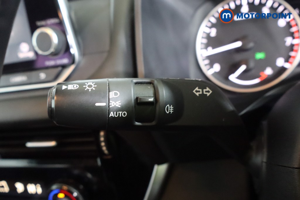 Nissan Qashqai Acenta Premium Manual Petrol SUV - Stock Number (1591066) - 15th supplementary image