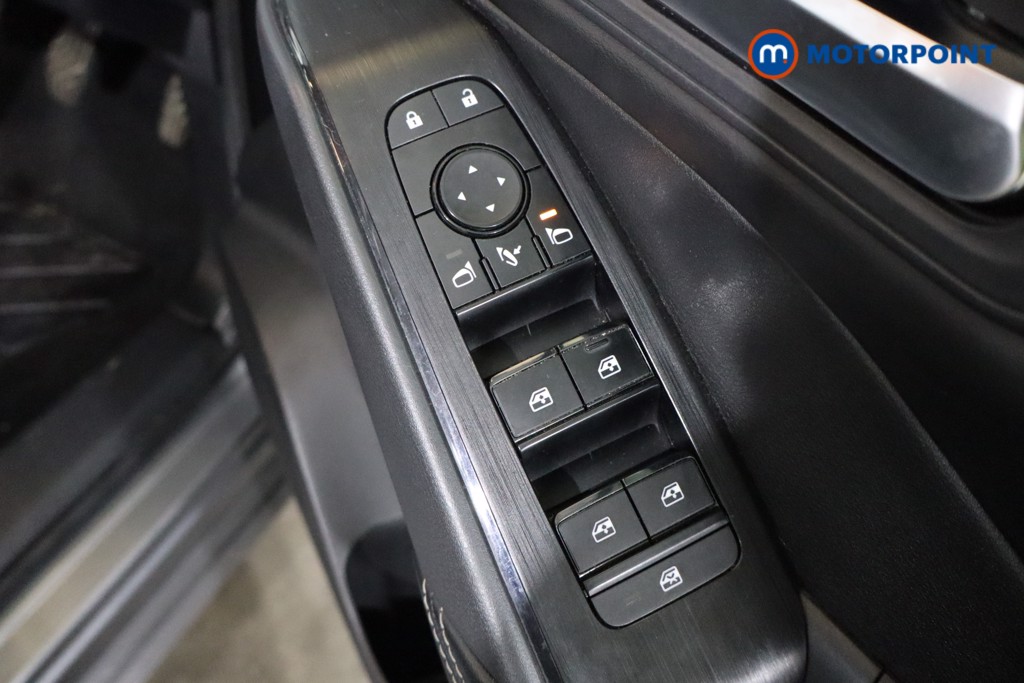 Nissan Qashqai Acenta Premium Manual Petrol SUV - Stock Number (1591066) - 18th supplementary image