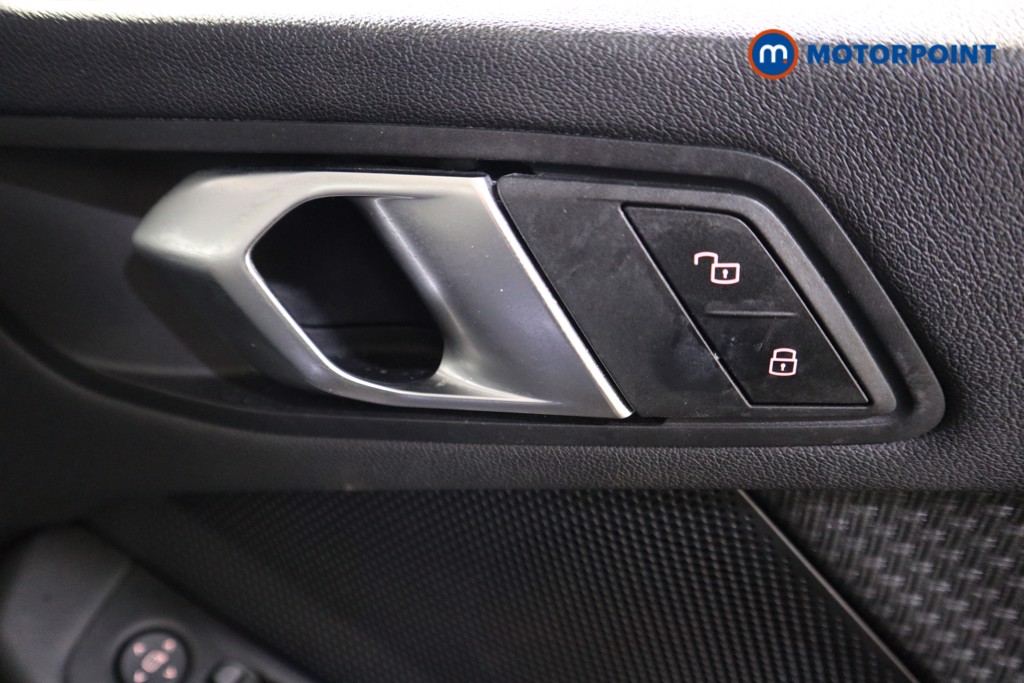 BMW 1 Series SE Automatic Petrol Hatchback - Stock Number (1594992) - 12th supplementary image