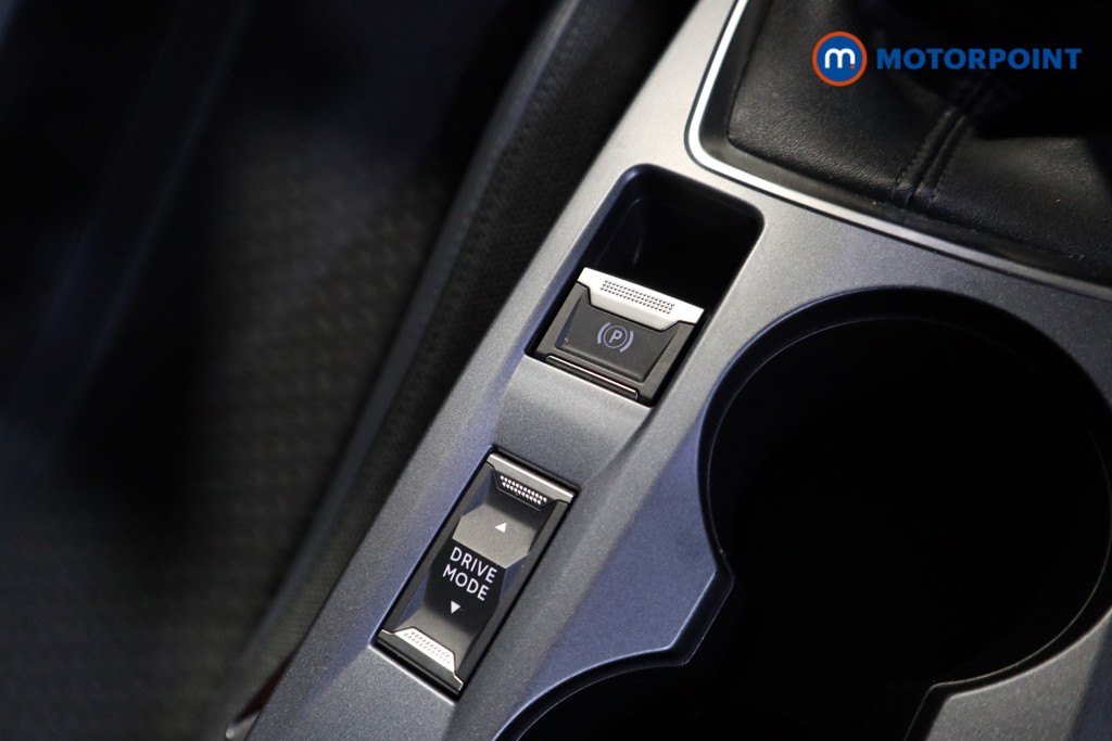 Peugeot 2008 Allure Premium Manual Petrol SUV - Stock Number (1596110) - 9th supplementary image