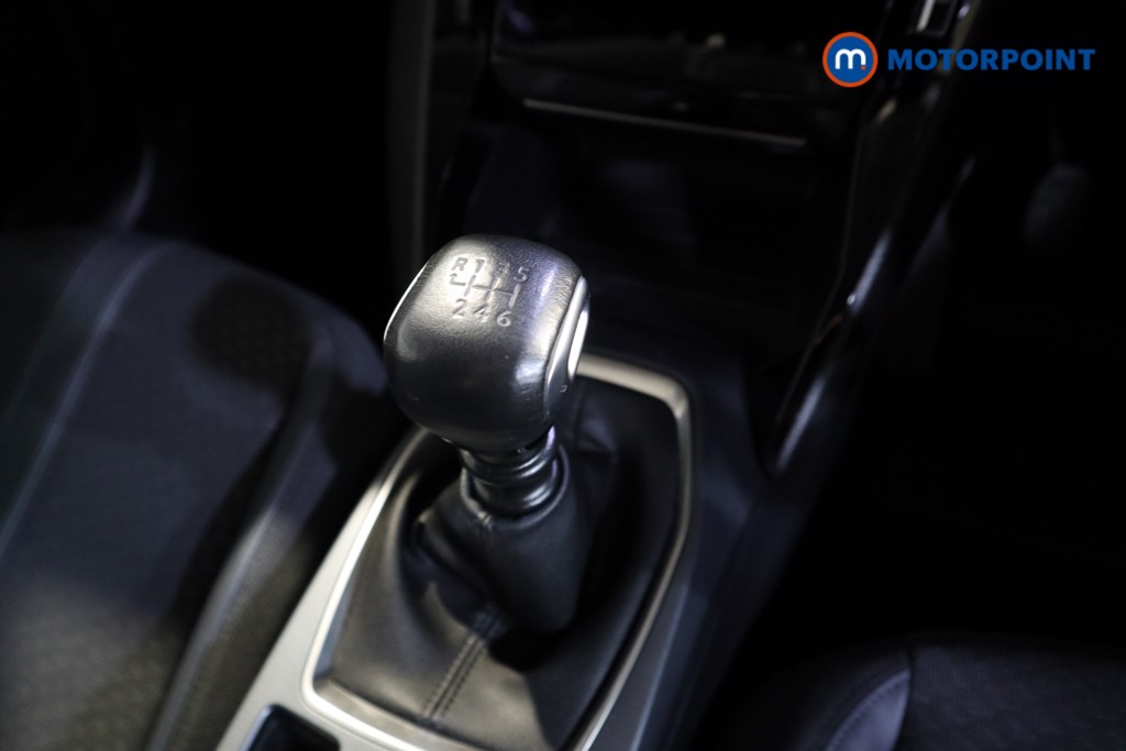 Peugeot 2008 Allure Premium Manual Petrol SUV - Stock Number (1596110) - 10th supplementary image