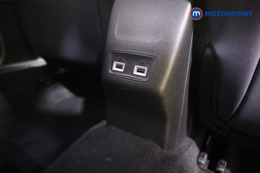 Peugeot 2008 Allure Premium Manual Petrol SUV - Stock Number (1596110) - 16th supplementary image