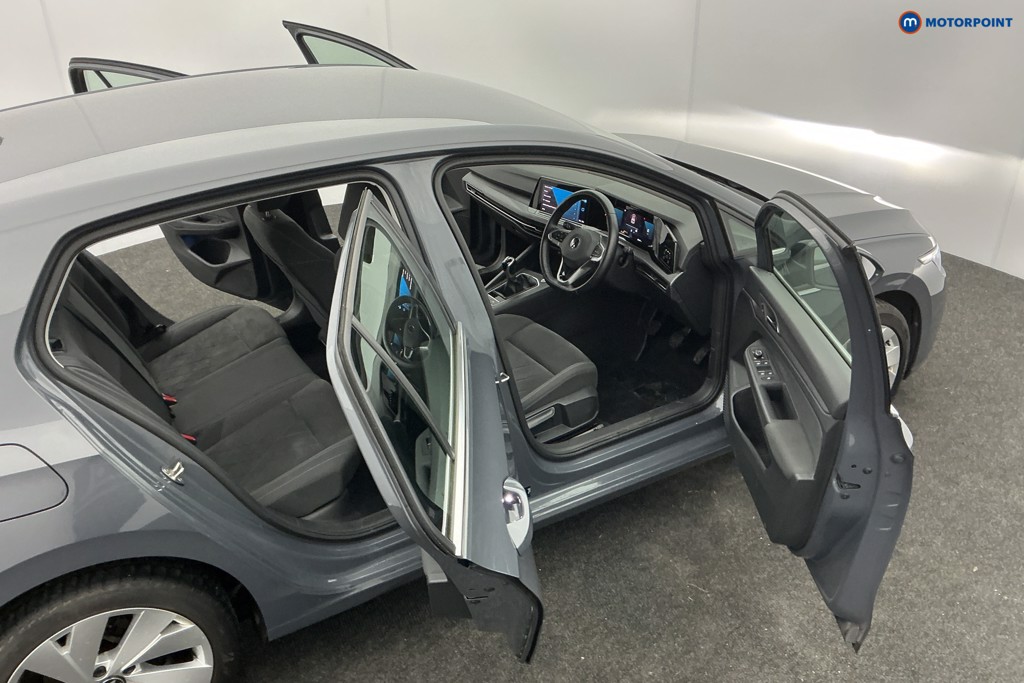 Volkswagen Golf Style Manual Petrol Hatchback - Stock Number (1596761) - 6th supplementary image