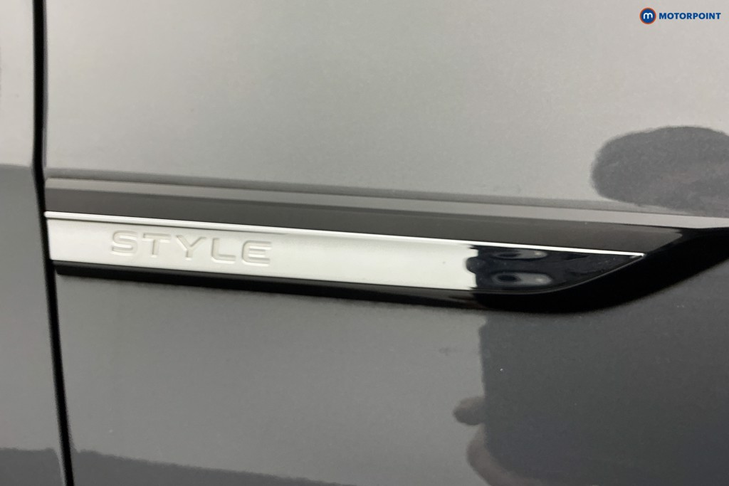 Volkswagen Golf Style Manual Petrol Hatchback - Stock Number (1596761) - 33rd supplementary image