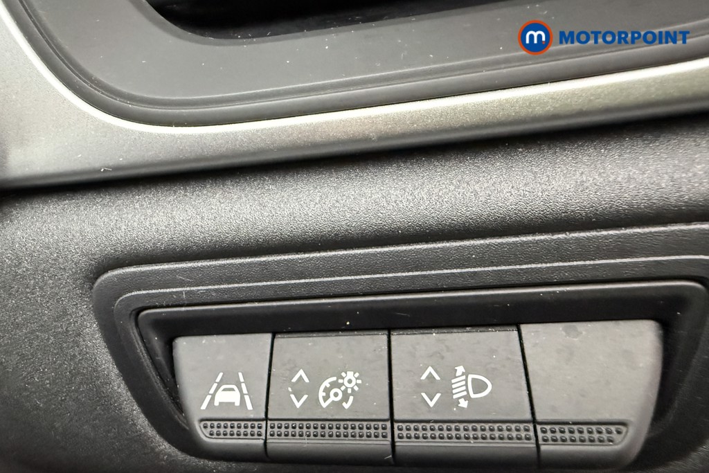 Renault Captur Iconic Edition Manual Petrol SUV - Stock Number (1598241) - 17th supplementary image